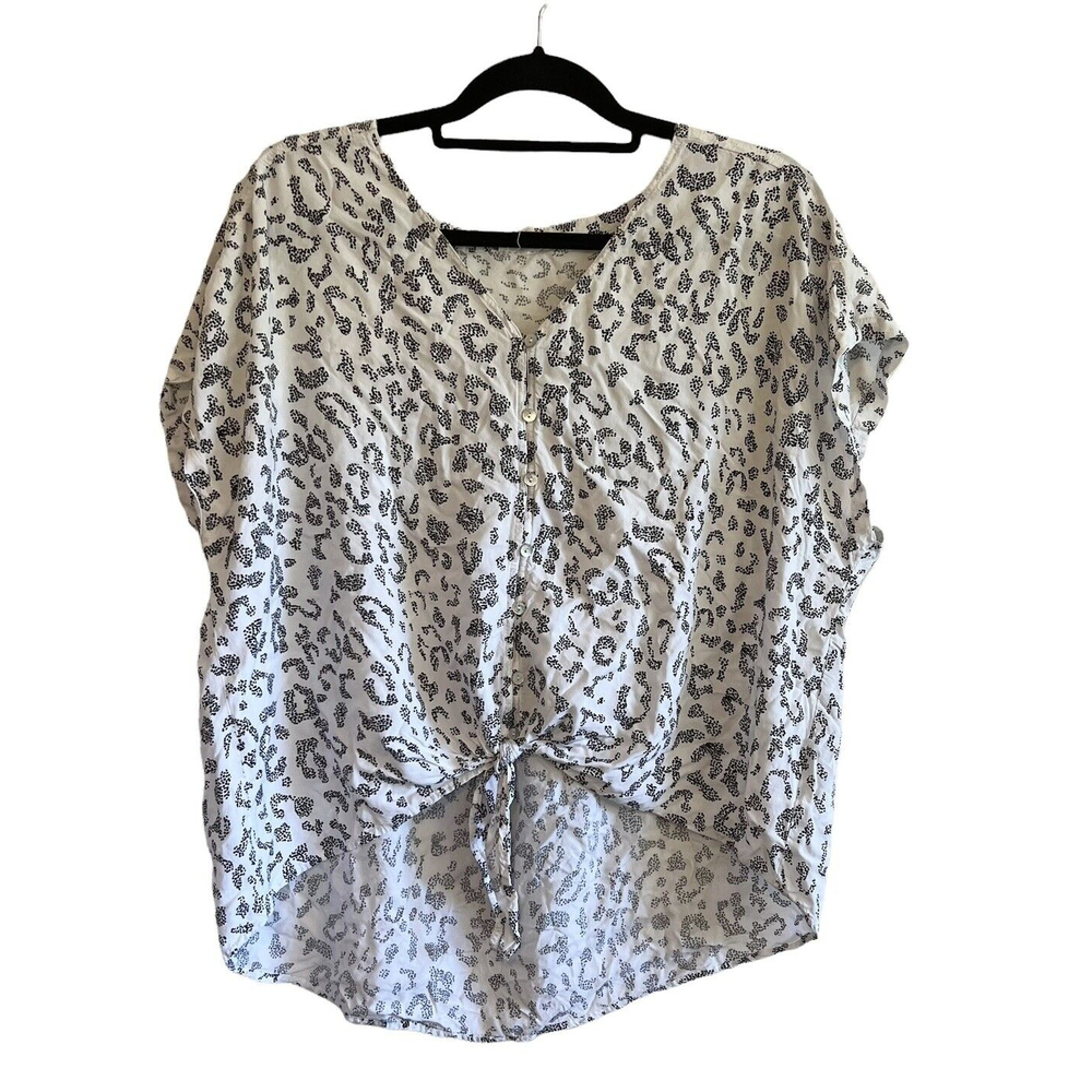 Jane & Delancey Women’s 1X Leopard Print Button Down Tie Front Blouse